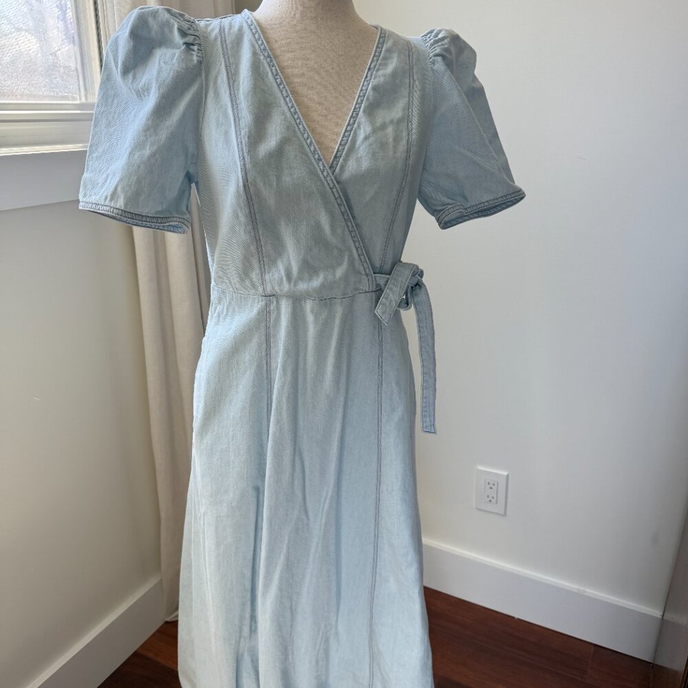 Kate Spade Faux Wrap Light Denim Dress size 8 Lightweight Spring Dress - Picture 2 of 9